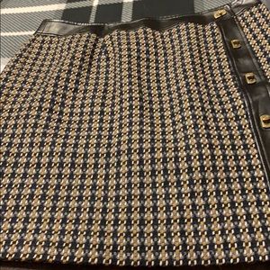 Gorgeous Talbots plaid/tweed wool skirt-16 and 18
